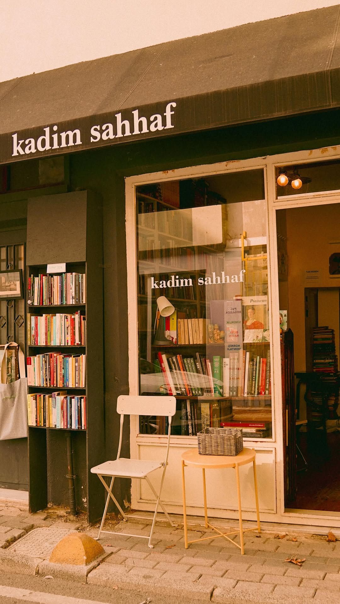 Eski Sahaflardaki Hikayeler article image